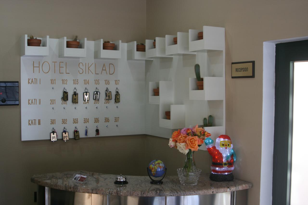 Hotel Siklad Lezhë Esterno foto