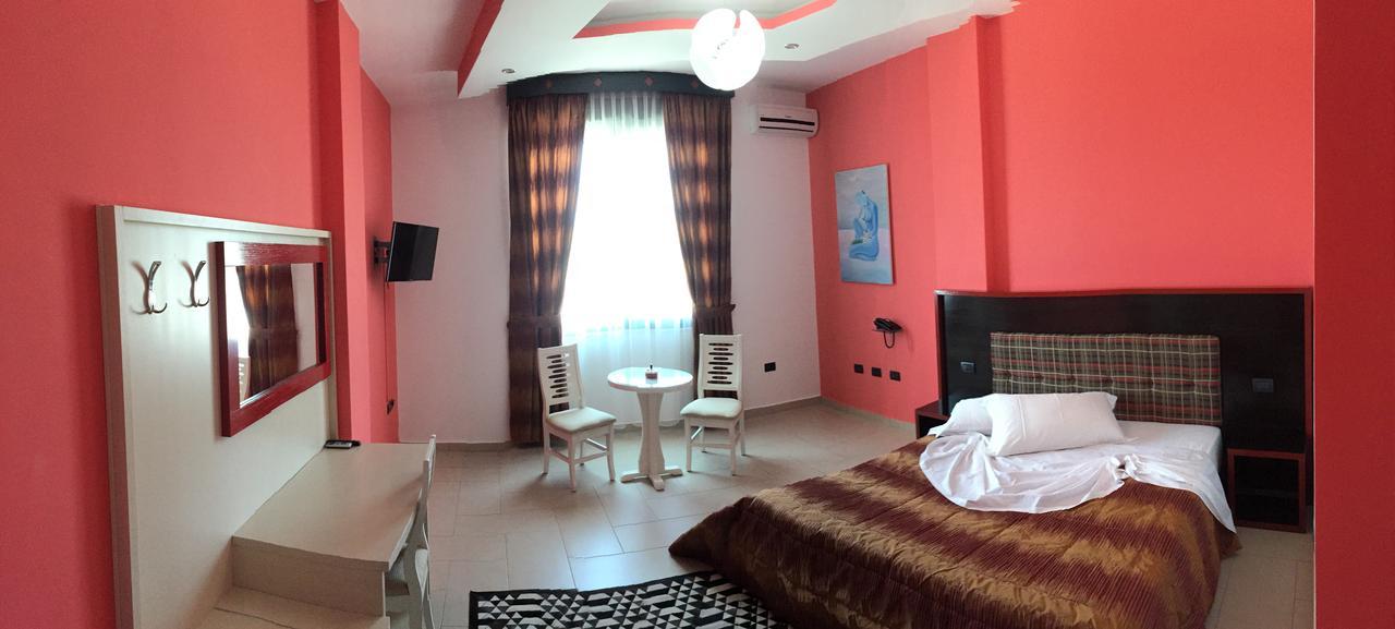 Hotel Siklad Lezhë Esterno foto
