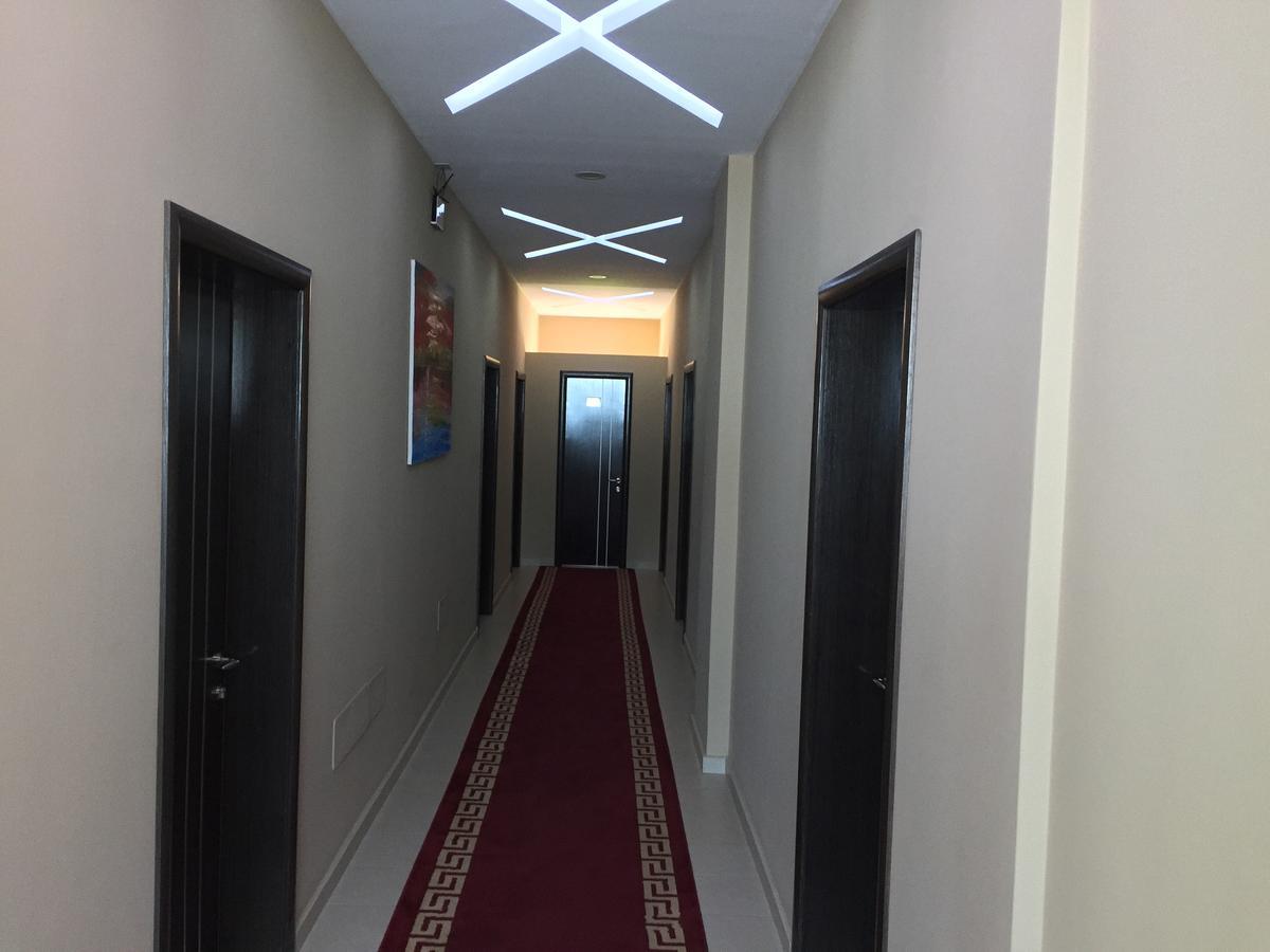 Hotel Siklad Lezhë Esterno foto